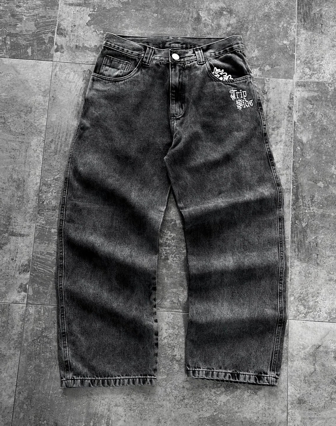 Calça Baggy Balão Cruz Vermelha Estonada Jeans Cinza Marmorizado